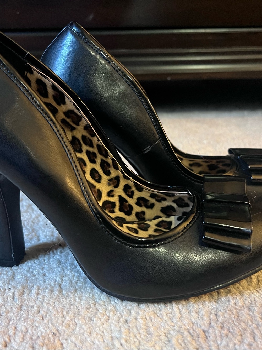 Pinup Couture Smitten Black Patent Pumps with Leopard Lining and Bow Accent